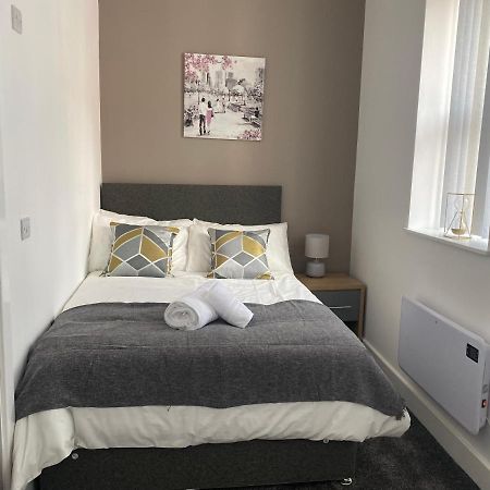 2D Spv Double En-Suite Room Wakefield Exteriör bild